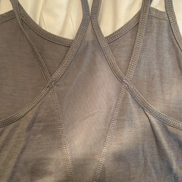 Grey spaghetti strap top - Picture 2 of 3